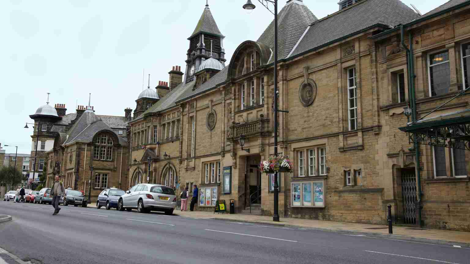 King’S Hall And Winter Garden wedding venue near BB Wedding Cars