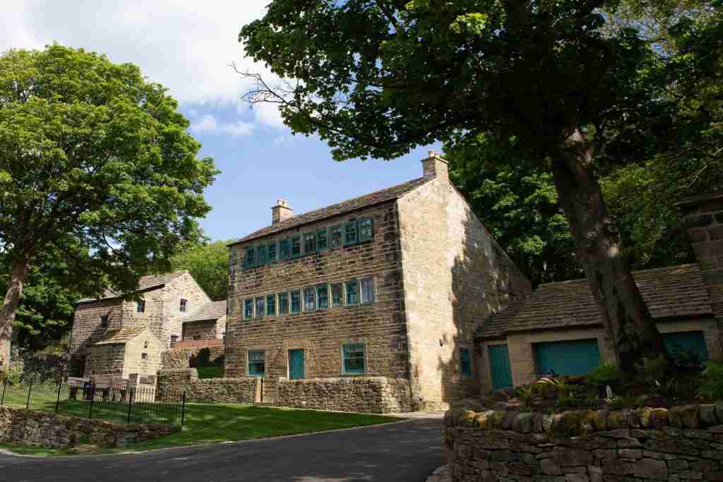Spicer Manor wedding venue