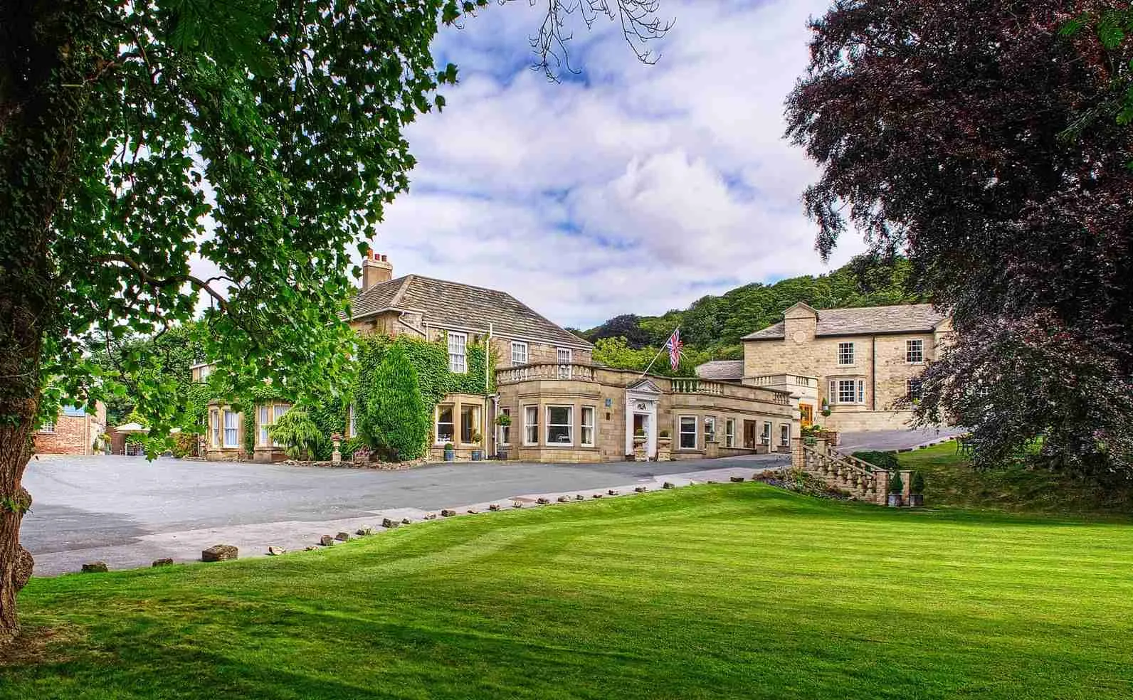 Wentbridge House Hotel wedding venue near BB Wedding Cars