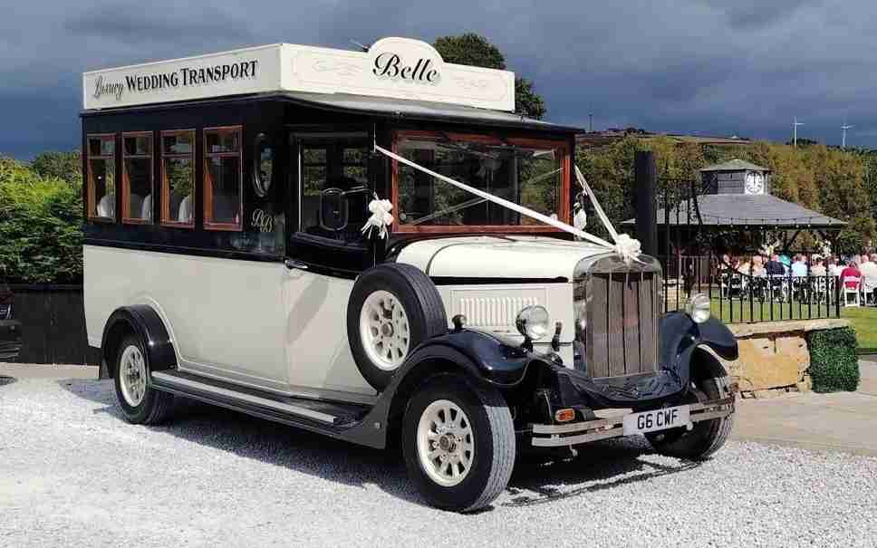 Asquith Mascot wedding car
